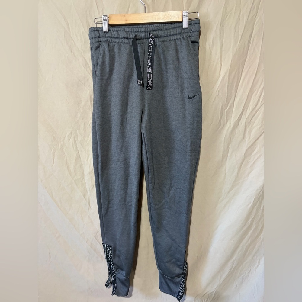 Nike joggers